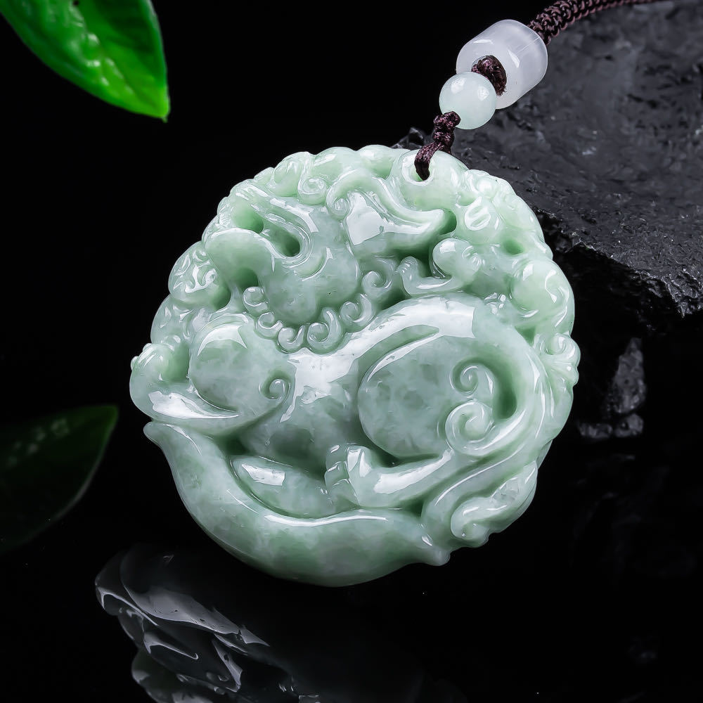 Necklace Pendant - Colar com Pingente Pixiu de Jadeíta