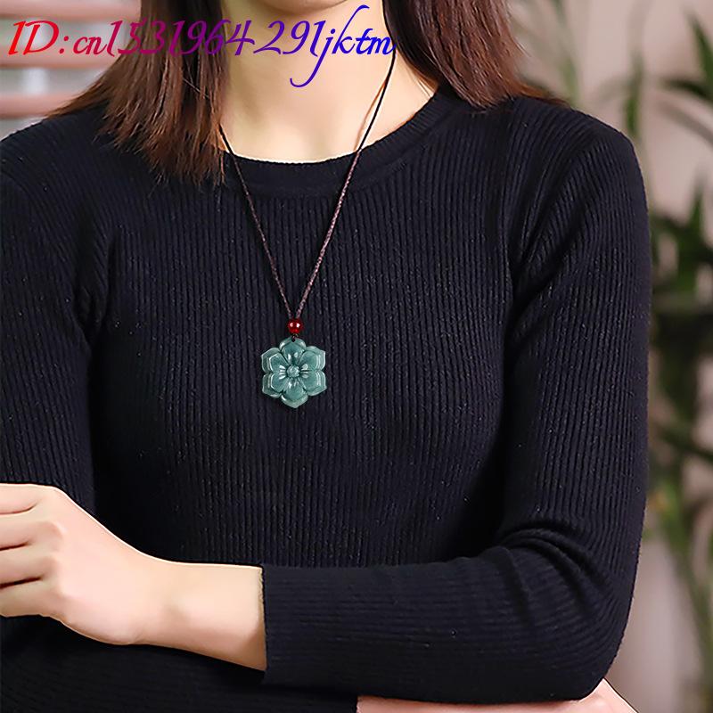 Colar com Pingente de Flor de  - Necklace Pendant avaliação e preço