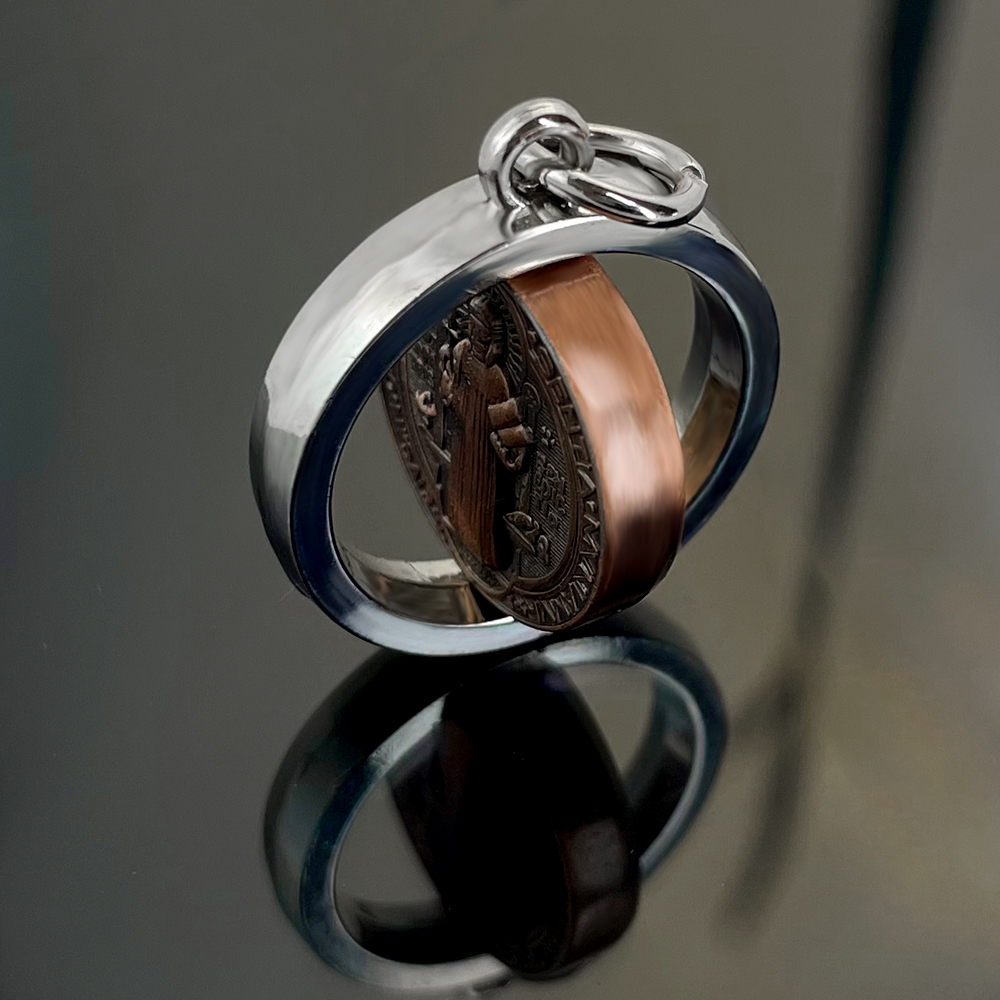 Novo Colar Medalha de São Bent - Necklace Pendant avaliação e preço