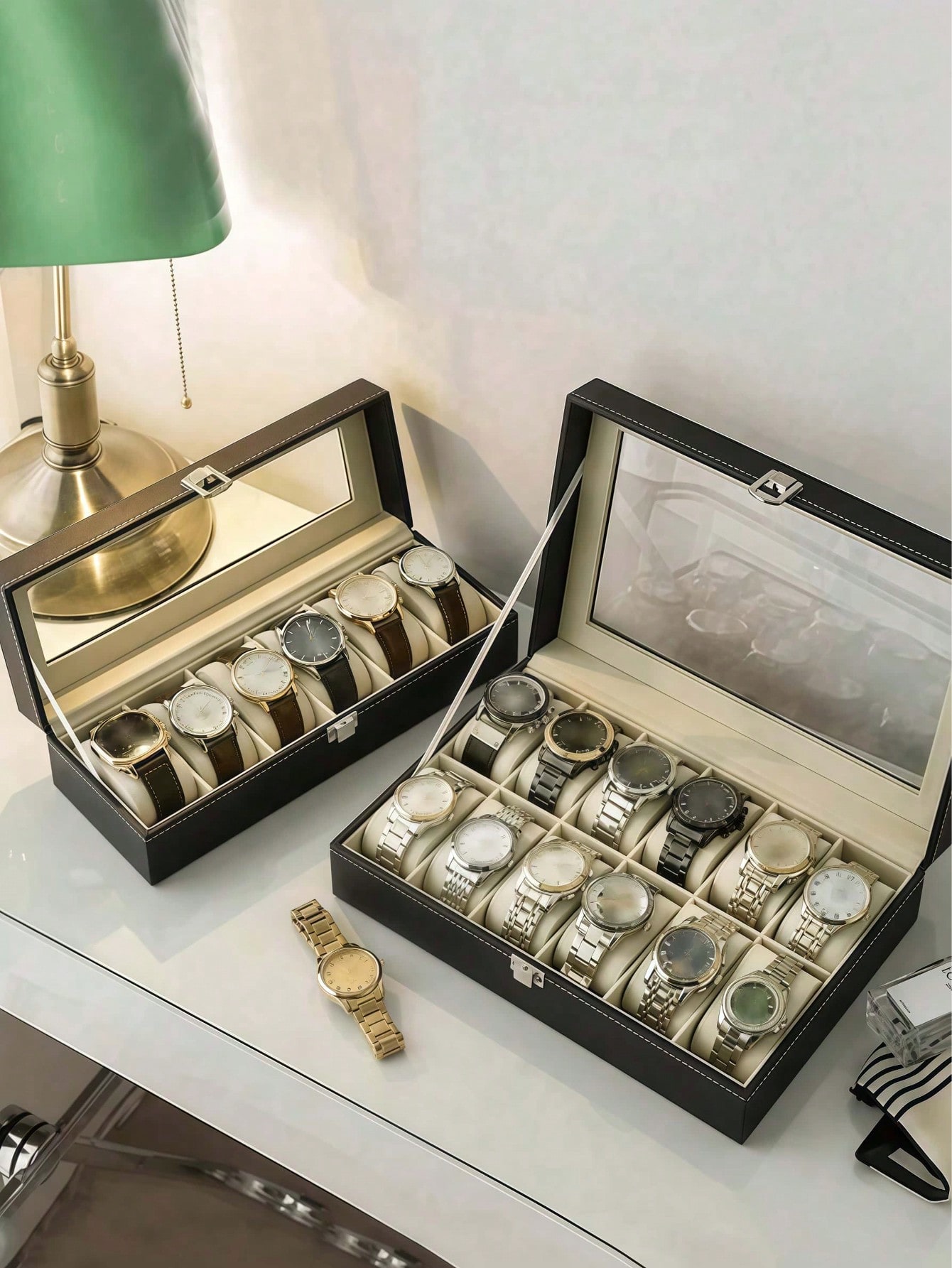 Caixa de Relógio de Couro com  - Jewelry Watches Box avaliação e preço