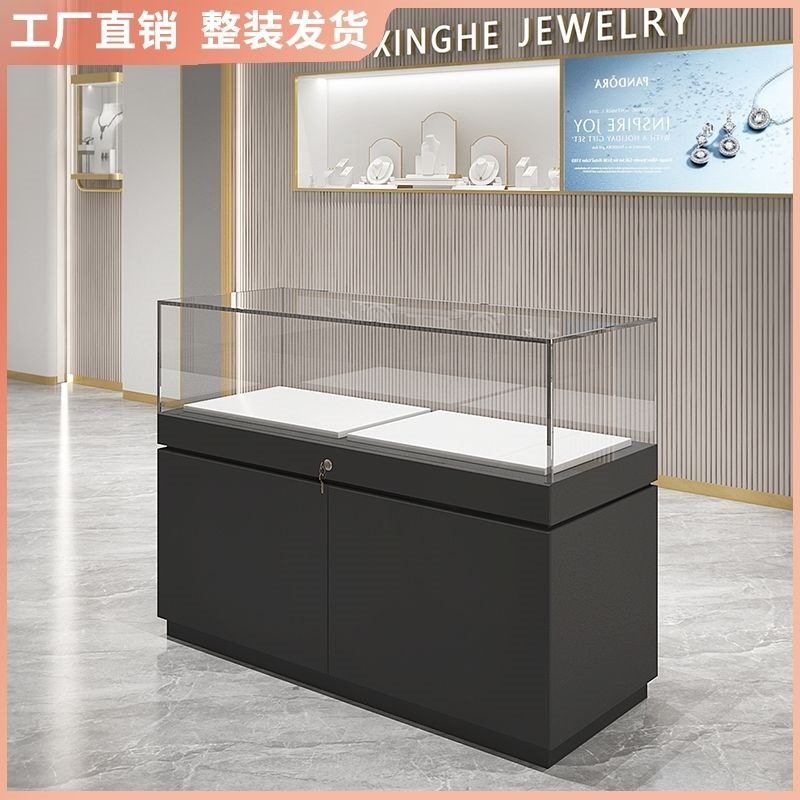 Armário Expositor de Joias em  - Jewelry Watches Silver avaliação e preço